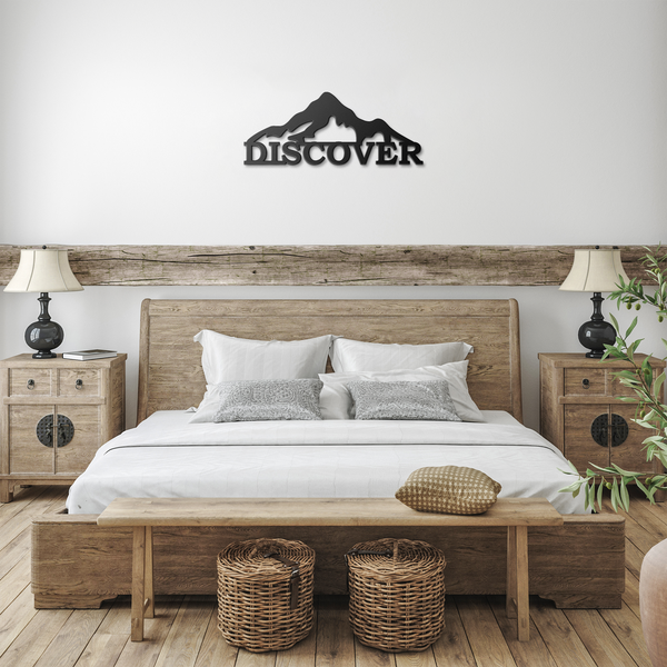 TL-MA-DiscoverMountains-WA2505110016_Black_Farmhouse_Bedroom_Mockup.png